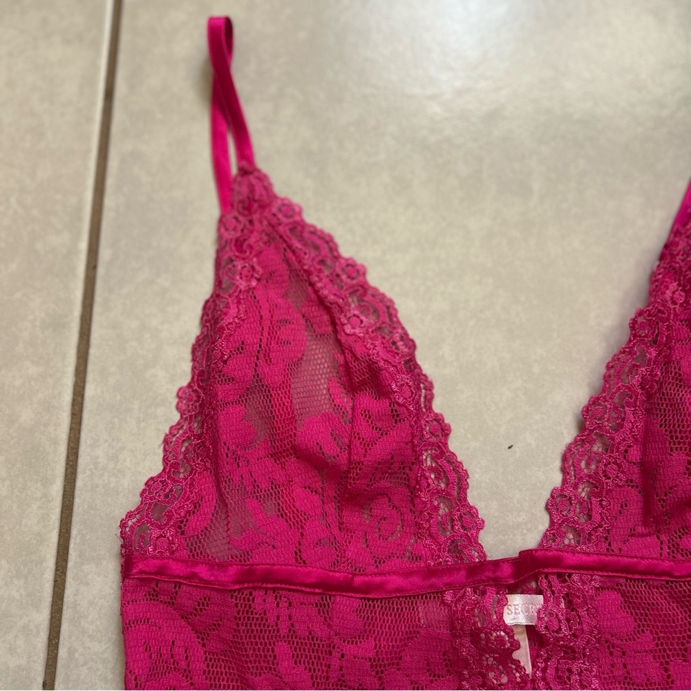 Vintage Y2K Victoria’s Secret Lace Rose Mesh Tank Top Pink Spaghetti Straps Slip - Picture 3 of 11